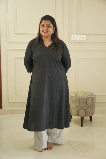 Black Scallop V-Neck Cotton Kurta with White Checked Ikat Pants | Co-ord SeT