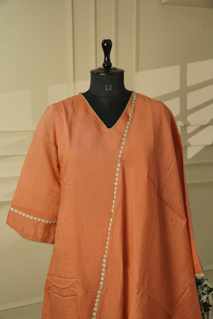 Peach Silk Blend Salwar Suit with Lace Dupatta | 3-Piece Set