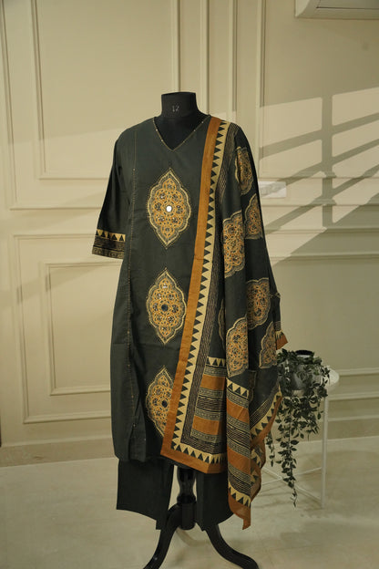 Dark Green Pure Cotton Salwar Suit with Mull Cotton Printed Dupatta | 3-Piece Set