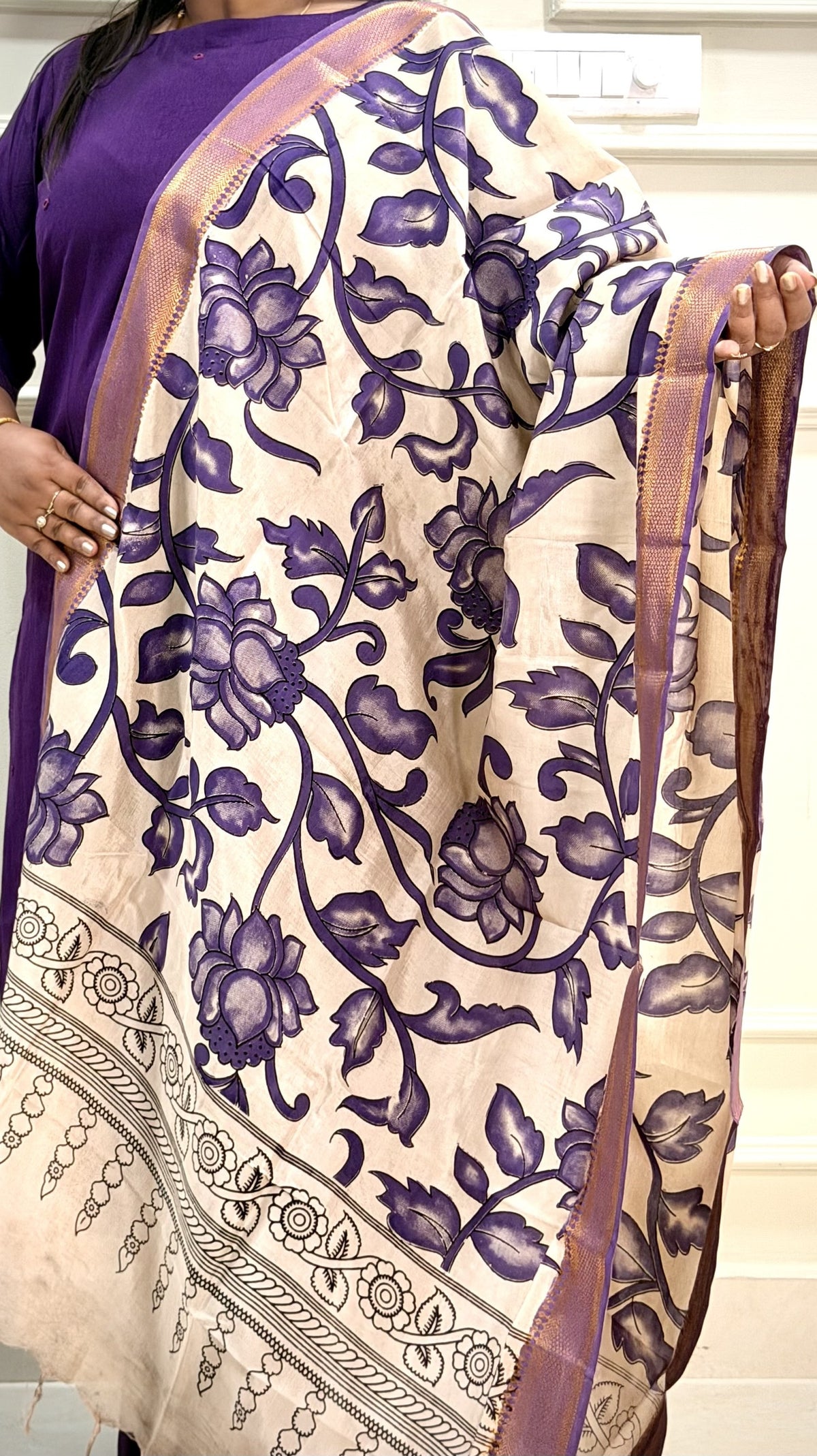 Nilalohita -Rich Purple with Mirror Work, Kalamkari Nizam border Dupatta